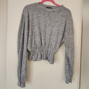 Comfy grey crop sweatshirt